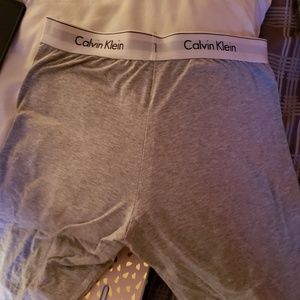 GREY CALVIN KLEIN LEGGINGS